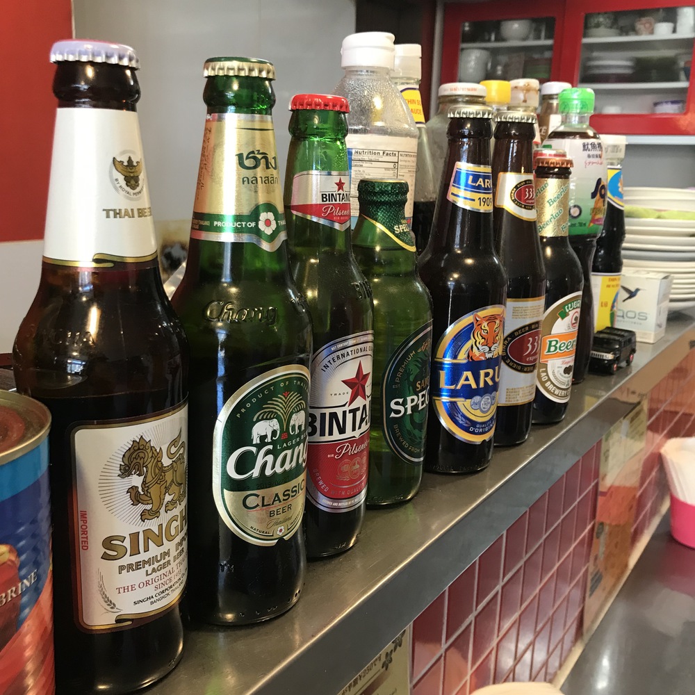 カウンターのビール カウンターのビール