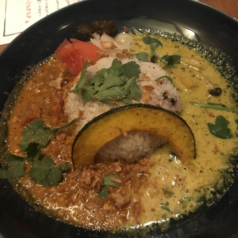 ツインカレー ツインカレー