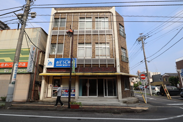 商店街に面した昭和レトロな佇まい【初回3ヶ月無料!】