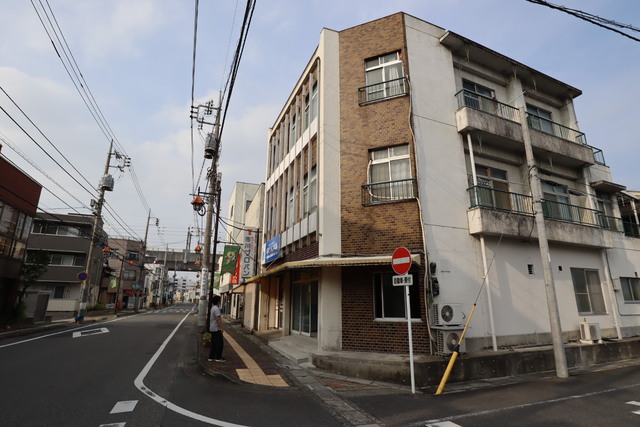 商店街に面した昭和レトロな佇まい【初回3ヶ月無料!】